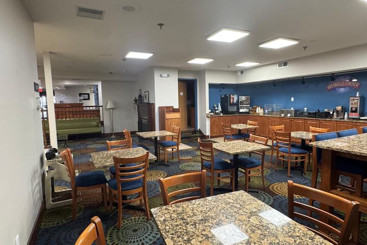 Breakfast area