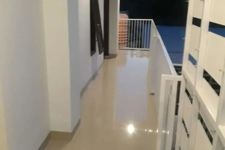 Room 14 of 15