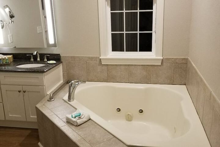 Room 15 of 20