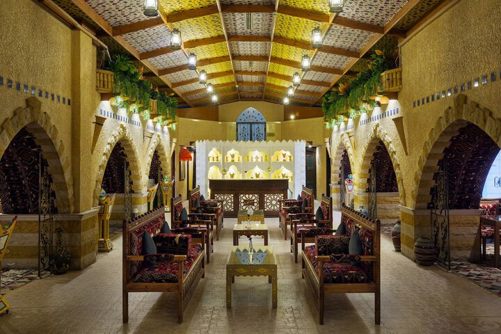 Hotel Interior 7 of 39