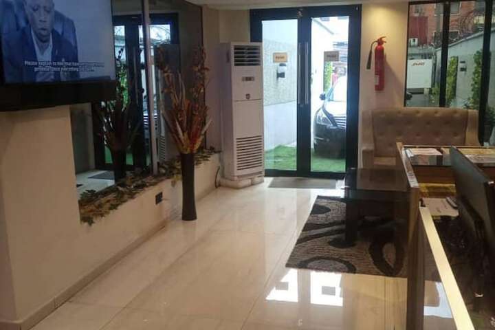 Hotel 2 of 33