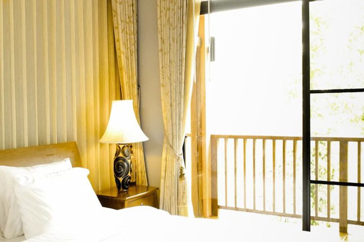Room 10 of 119