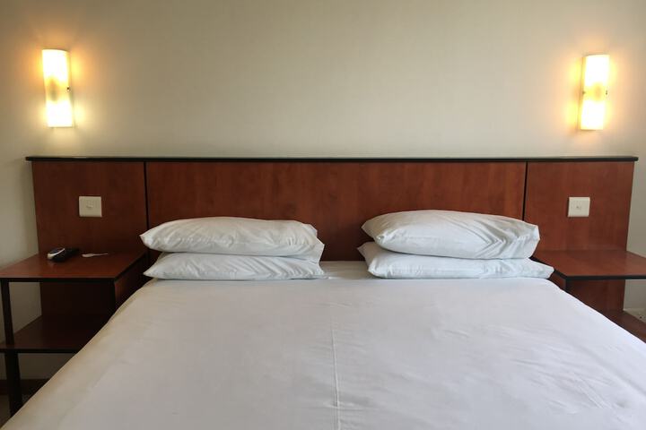Room 3 of 26