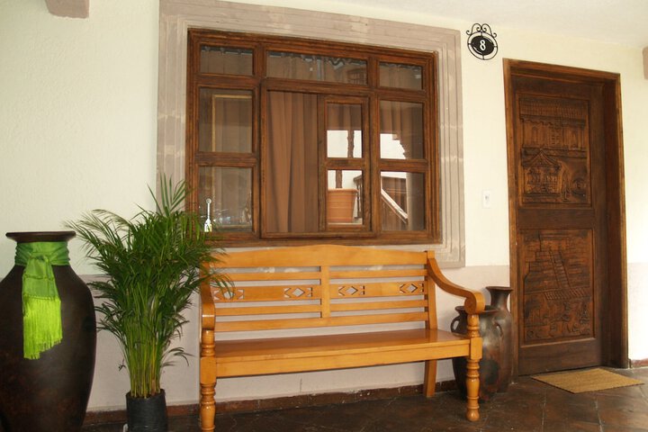 Ballroom/Hall 37 of 54