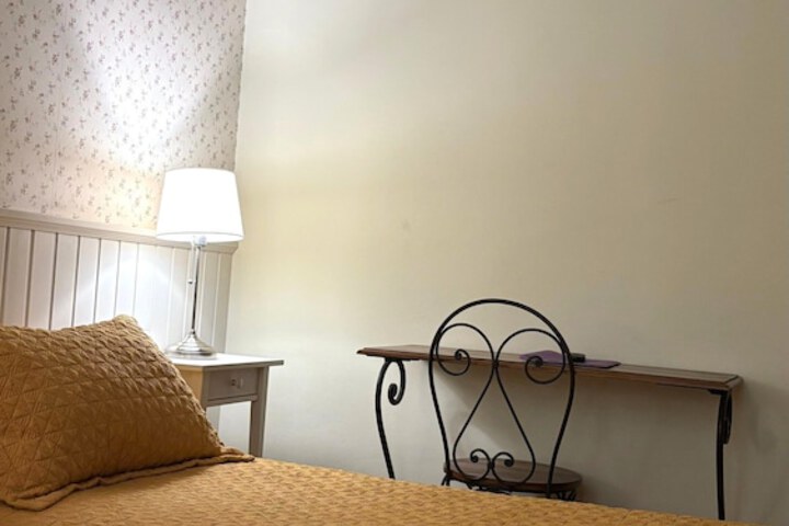 Room 20 of 72