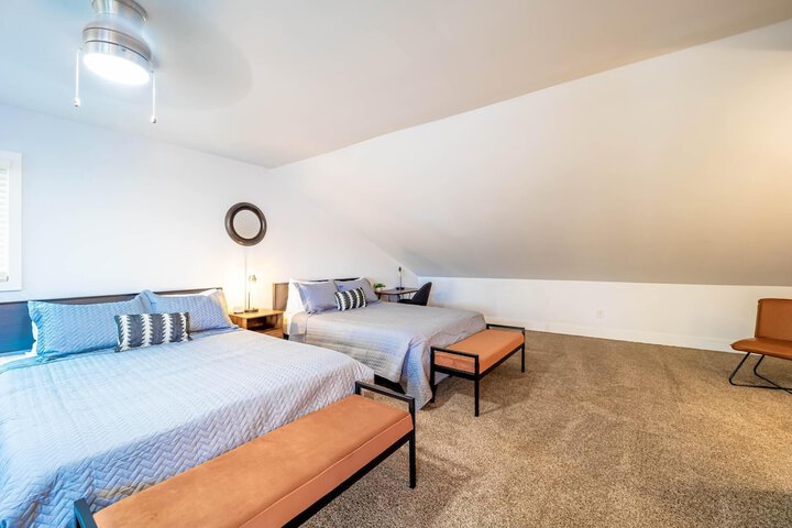 Room 50 of 154