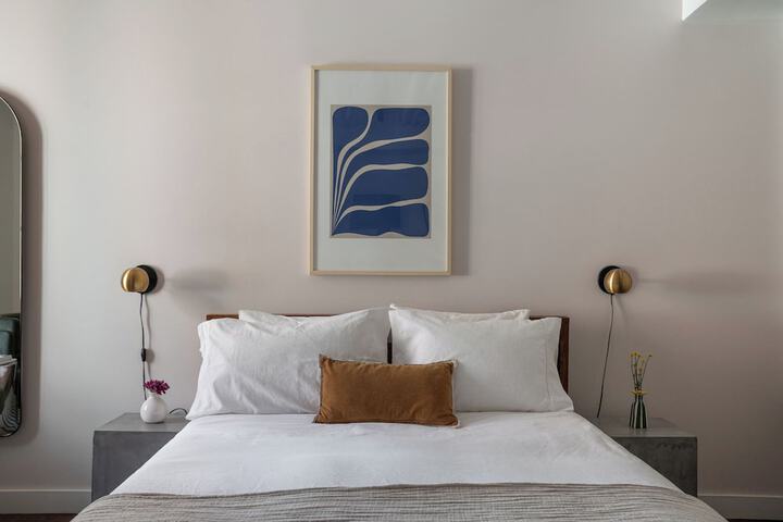 Room 42 of 145