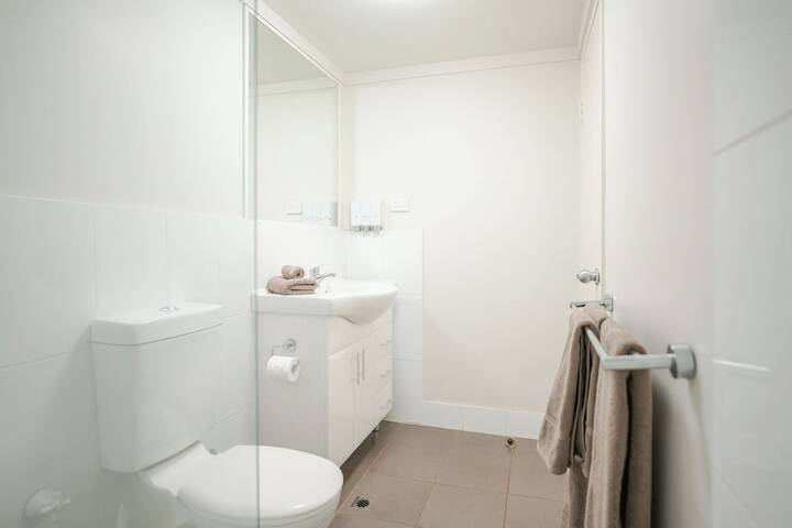 Room 4 of 23
