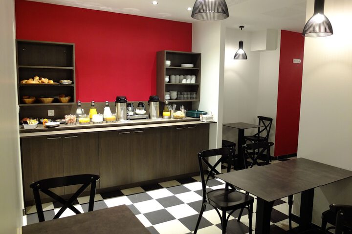 Breakfast area
