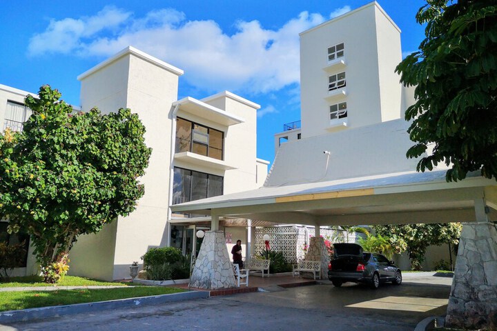 Hotel 39 of 56