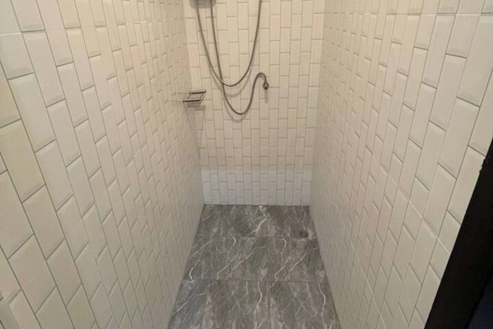 Room 101 of 127