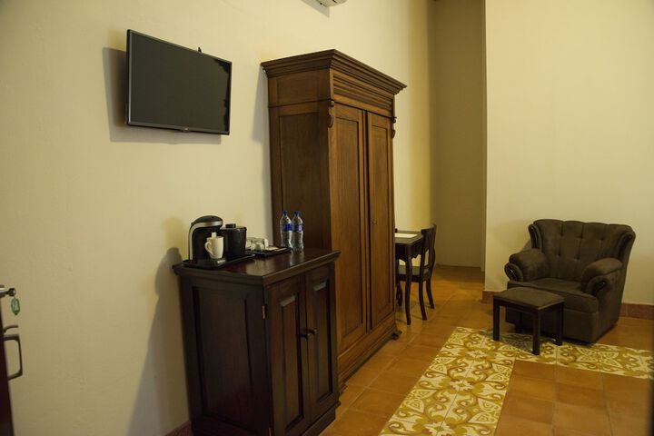 Room 41 of 82