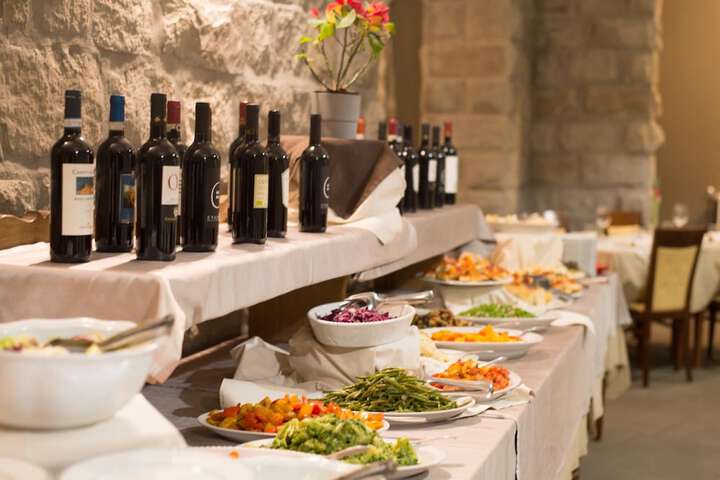 Dining 53 of 69