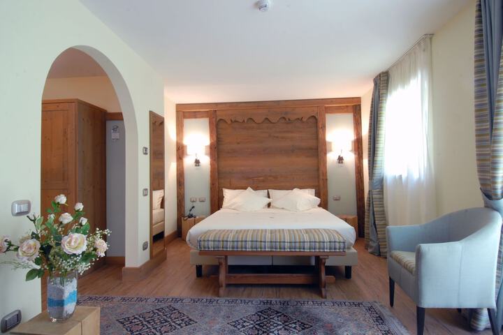 Room 15 of 70