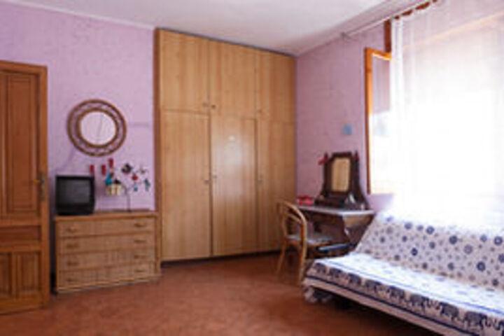Room 21 of 40