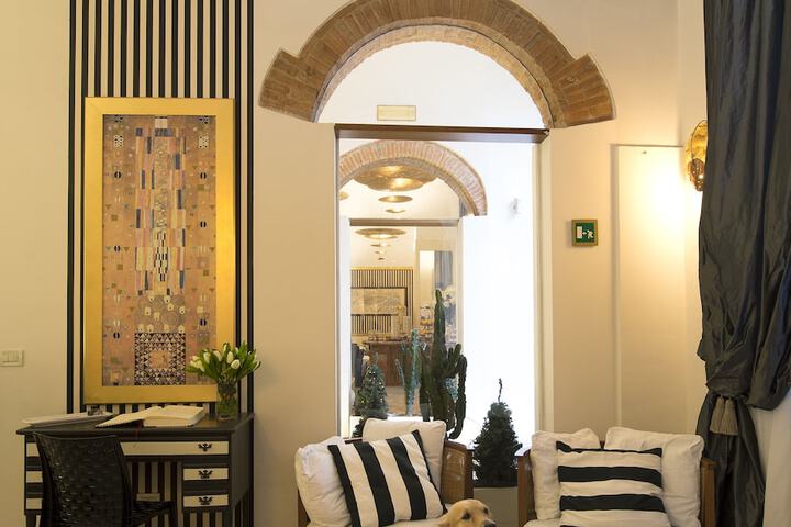 Lobby sitting area