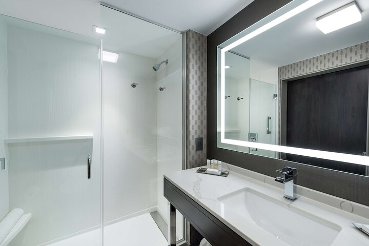 Bathroom shower