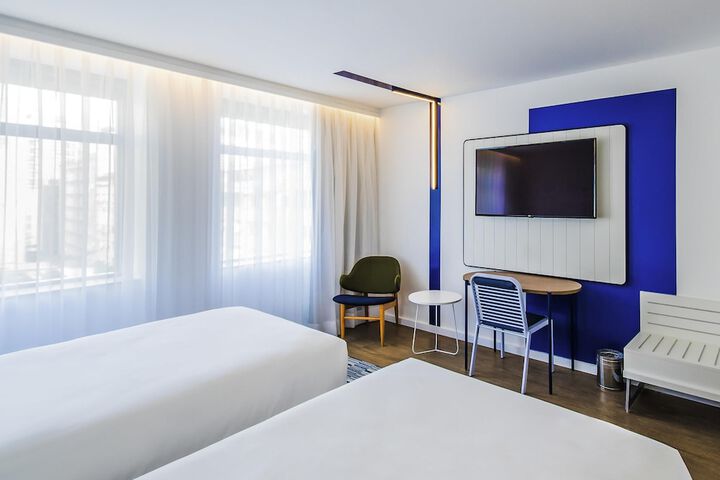 Room 21 of 117