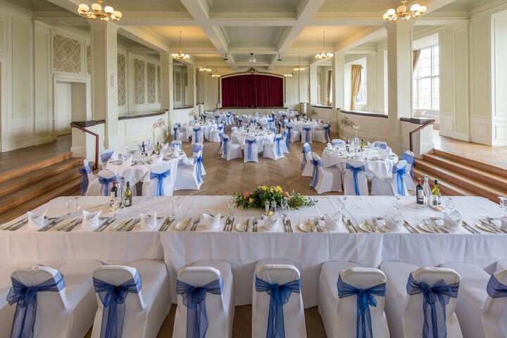 Ballroom/Hall 122 of 149