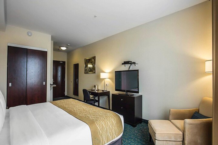 Room 20 of 84
