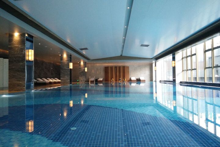 Pool 57 of 93