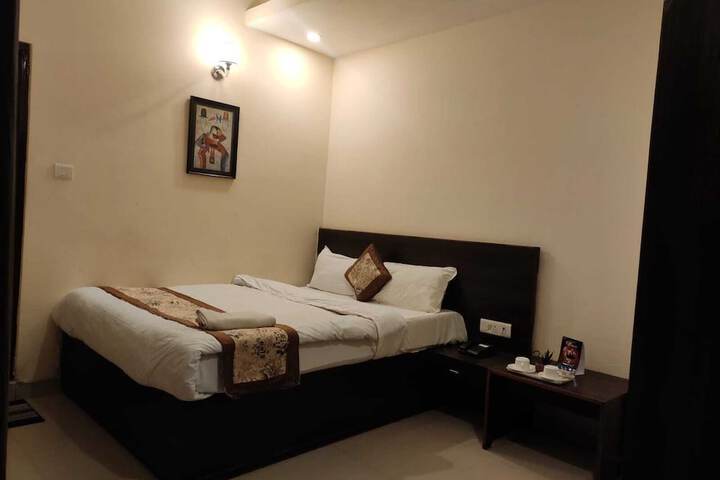 Room 6 of 57