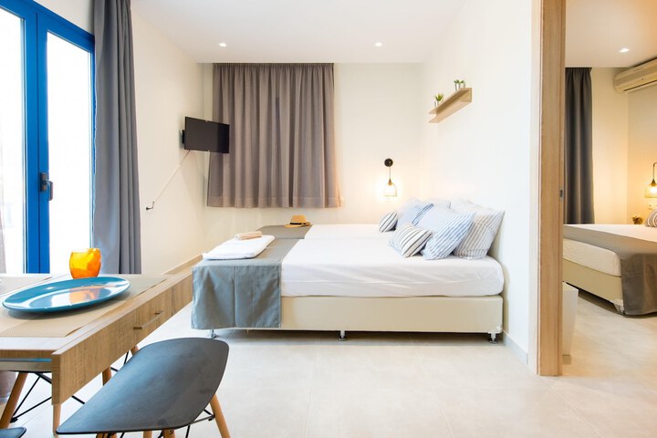Room 12 of 67