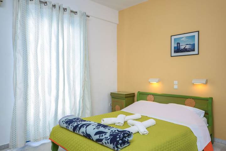 Room 10 of 122
