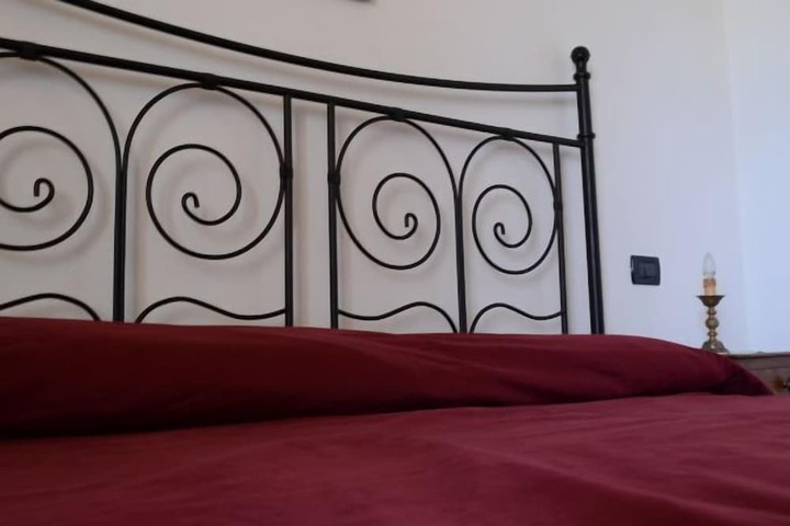 Room 11 of 31