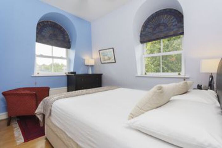 Room 7 of 20