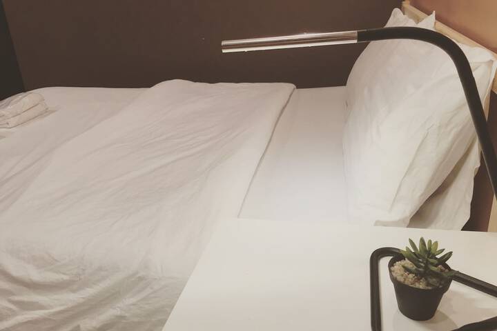Room 10 of 35