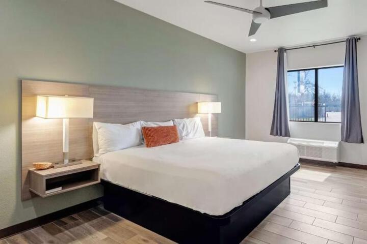 Room 3 of 15