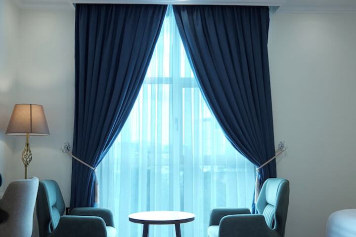 Room 28 of 73