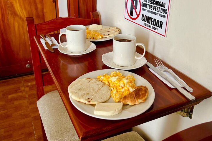 Breakfast/Coffee Service 41 of 55
