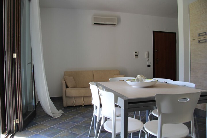 Room 126 of 172