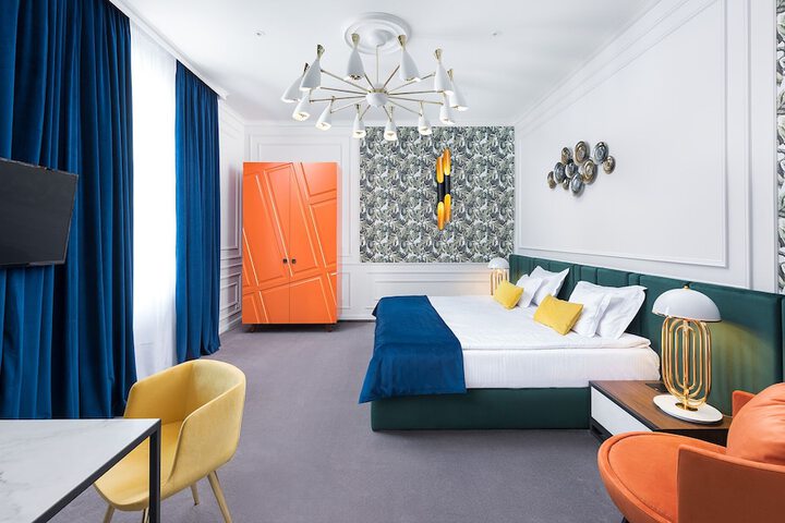 Room 33 of 78