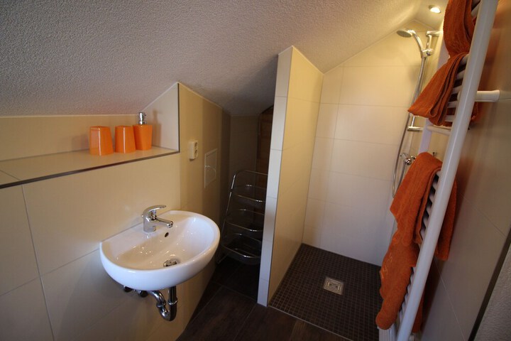 Room 41 of 54