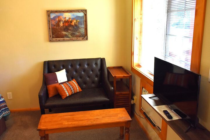 Room 111 of 288
