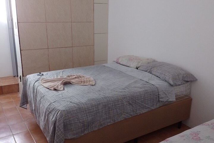 Room 3 of 5