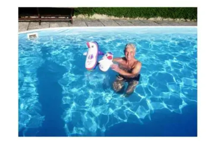 Pool 5 of 11