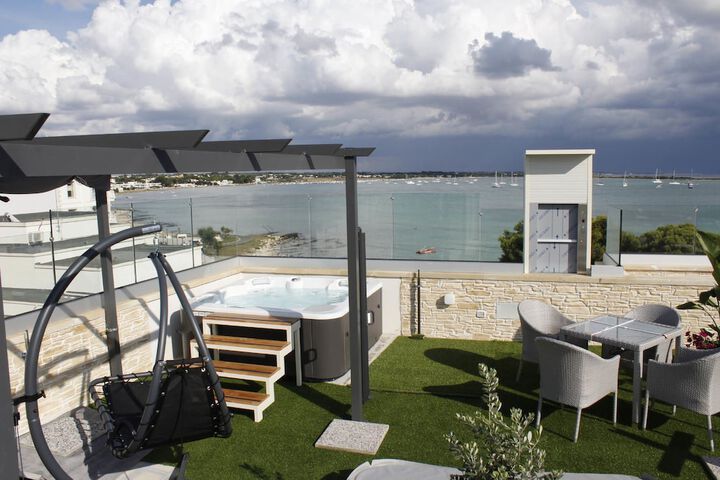 Sundeck 34 of 35