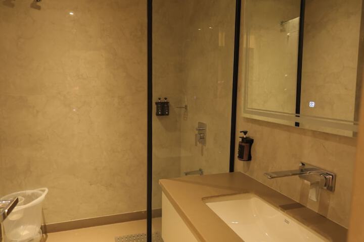 Room 49 of 63