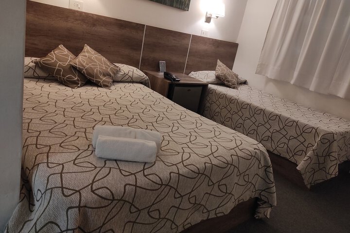 Room 6 of 25