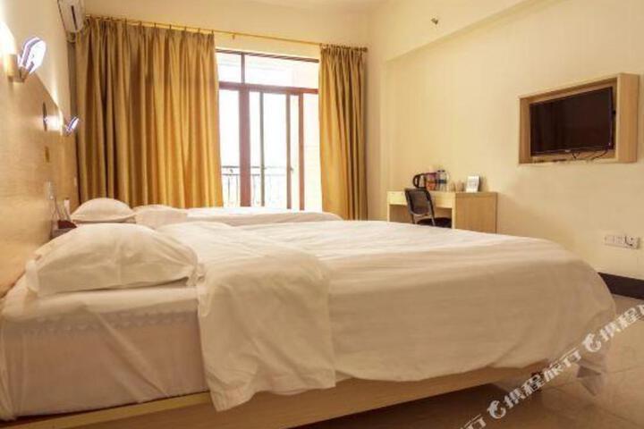 Shanshui Shiji Holiday Hotel