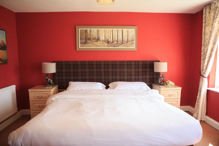Room 9 of 47
