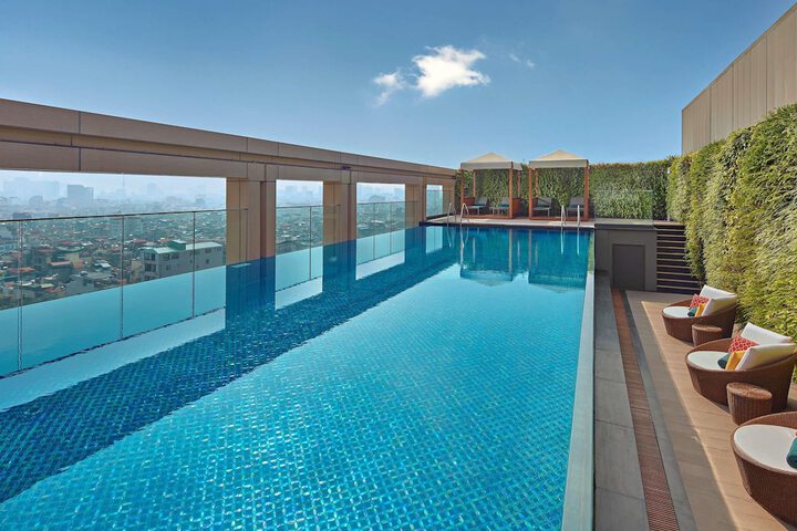 Pool 57 of 144