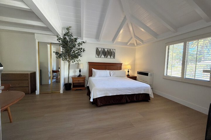 Room 45 of 120
