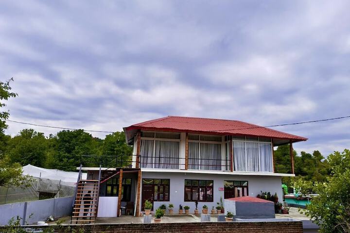 Hotel 4 of 6