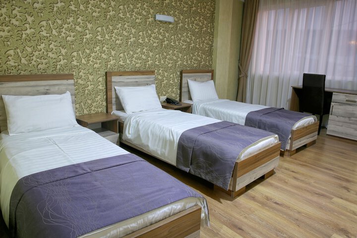 Room 9 of 53