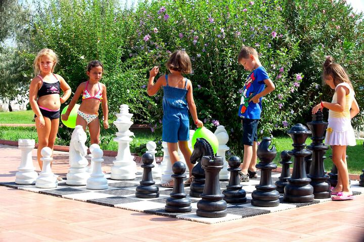 Childrens Activities 66 of 108